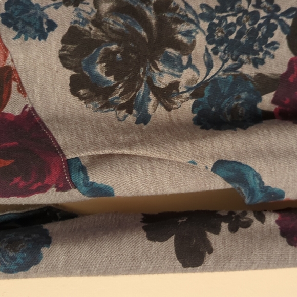 Chicos Petite Rose-Print Button-Sleeve Tunic - Picture 9 of 16